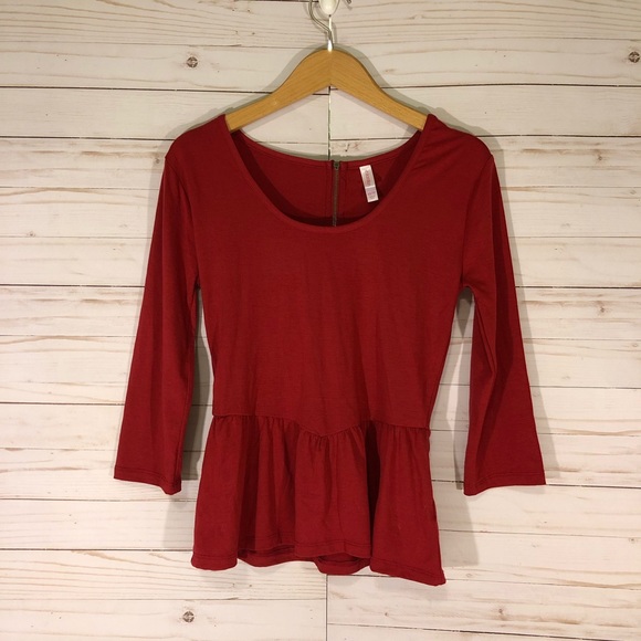 Xhilaration Tops - (5/$25) Xhilaration 💕Peplum Re Jersey Top